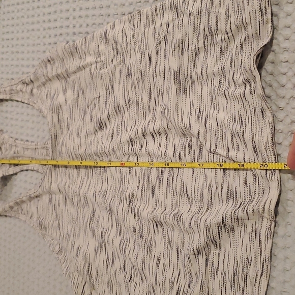 Lululemon Tank Top - Picture 6 of 6